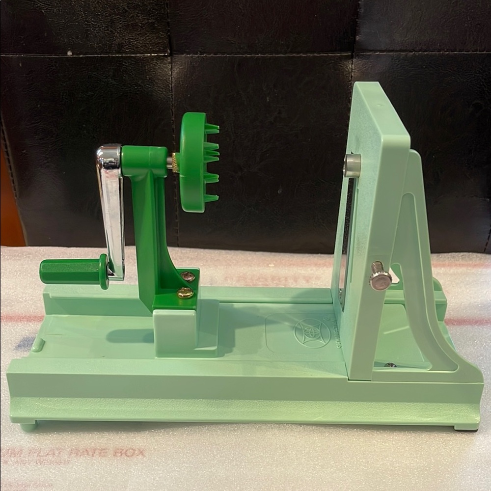 Thunder Group Vegetable Shredder